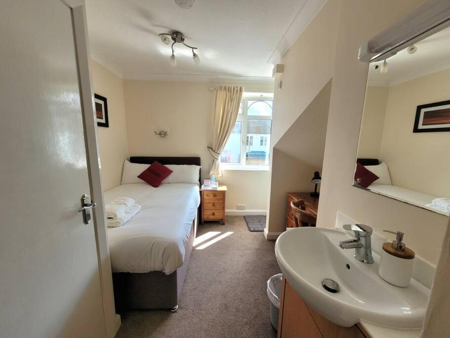 Cornerways Guest House Оксфорд Экстерьер фото